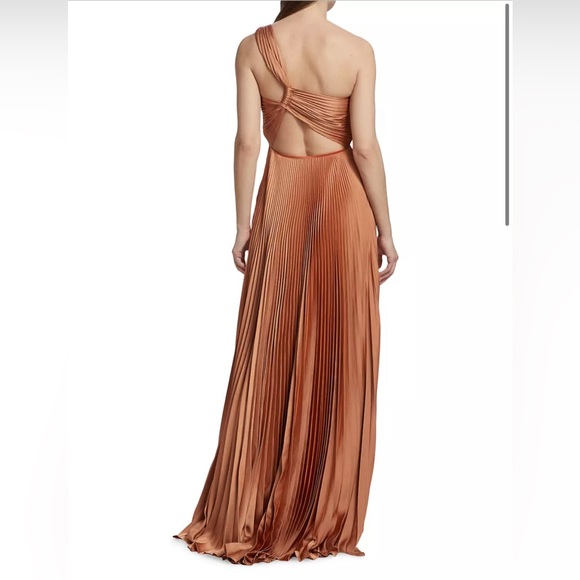 NWT ALC Nessa one shouldered gown - Picture 6 of 7